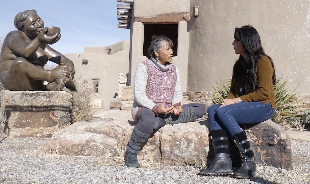 Ruth-Ann Thorn (on right) interviews Native American sculptor Roxanne Swentzell (Santa Clara Tewa) during an episode of Thorn’s online show Art of the City Indian. (Photo: Screenshot) 