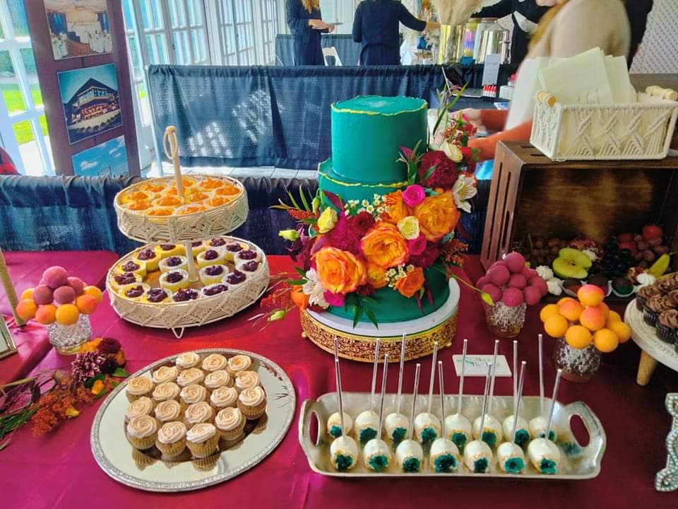 What started as an experiment in 2020 has evolved into a full-time business that specializes in gluten-free cupcakes and baked goods. (Photo: Courtesy Tootsie Bluffins)